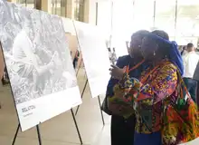 Exposición fotográfica da la bienvenida en la Cumbre de Alcaldesas y Alcaldes del Pacífico