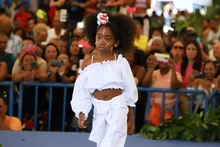 Pasarela Quilombo abrió desfile de moda en el Petronio Álvarez