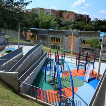 Con el Parque Los Pinos, la comuna 18 dispone de 25,000 mt2 para diversión