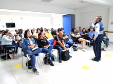 Se capacitan 50 jóvenes como reguladores de tránsito 