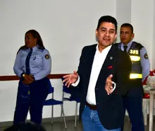 Se capacitan 50 jóvenes como reguladores de tránsito 