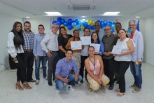 Docentes de la institución educativa INEM recibieron el certificado del manejo del curso Moodle