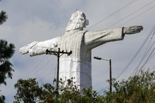 Acciones para proteger el monumento a Cristo Rey durante las obras del nuevo proyecto