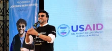   Tiempo, canciones e historias compartió Andrés Cepeda con estudiantes del oriente de Cali 