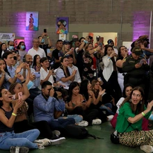   Tiempo, canciones e historias compartió Andrés Cepeda con estudiantes del oriente de Cali 