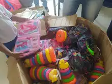 300 kits con material pedagógico recibieron ocho Unidades de Transformación Social