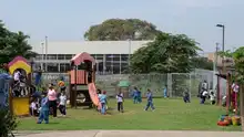 300 kits con material pedagógico recibieron ocho Unidades de Transformación Social
