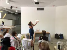 Exposición de arte y bingo en torno a la celebración del Día Nacional del Adulto Mayor y el Pensionado