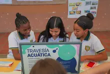 Juntos Aprendemos Viajera visitó la IEO Monseñor Ramón Arcila