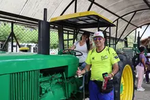 Se capacitan 65 jóvenes para potenciar el sector turístico de las comunas 1 y 20