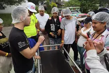 Se capacitan 65 jóvenes para potenciar el sector turístico de las comunas 1 y 20