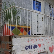 Habitantes de Siloé se benefician con iniciativas de huertas comunitarias 