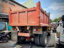 Administración apoyará a recicladores afectados por incendio en Plaza de Mercado de Siloé 