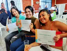 Jóvenes de las comunas 1 y 20 culminaron con gran satisfacción el diplomado sobre Desarrollo Turístico 