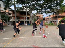Semilleros, con gran figura del baloncesto y adolescente que ya se destaca