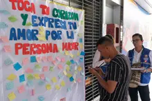 Caleños y caleñas expresan su amor a las personas mayores
