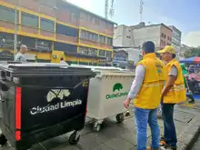 EDRU lidera la instalación de nuevos contenedores de residuos en el centro de Cali 