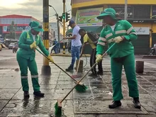EDRU lidera la instalación de nuevos contenedores de residuos en el centro de Cali 