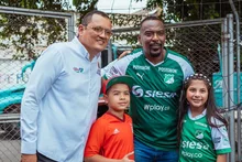 Niños de Olaya Herrera disfrutaron su visita al corazón del deporte caleño