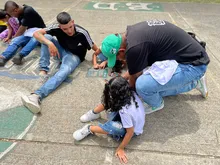 En la comuna 8, barristas le apuestan a la sana convivencia 