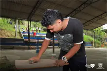Con palas, escobas y pintura se cumplió la minga en planteles educativos 