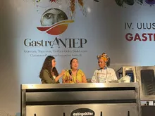 Con cocina tradicional, Mónica Mina representó a Cali en el festival gastronómico más importante de Turquía