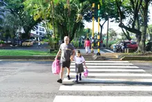 Movilidad inicia plan piloto de semaforización por la seguridad vial de los peatones 
