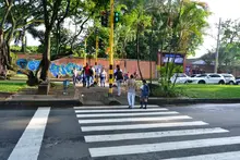 Movilidad inicia plan piloto de semaforización por la seguridad vial de los peatones 