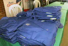 Administración entregó triciclos y dotaciones a recicladores afectados por incendio en Siloé