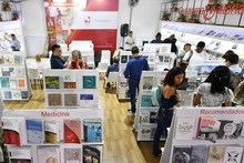 Yoav Eshed deslumbró con los sonidos de Jazz en la Feria del Libro.