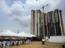 La primera edificación en Ciudad Paraíso alcanzó 20 pisos de altura 