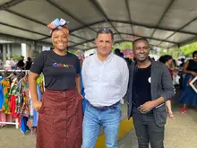 Tejiendo Esperanzas, el encuentro de peinadoras que resignifica la estética afro