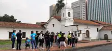 Con tradición, risas y pasos de baile se vivió el recorrido por el centro histórico