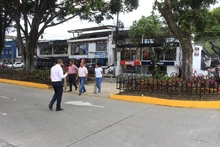 Contratación de separadores viales de cara a la gente 