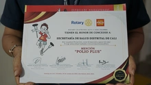 Salud Pública fue condecorada por su esfuerzo en la lucha contra la poliomielitis