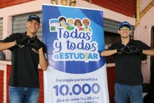 Jóvenes de Todas y Todos a Estudiar practican en brigadas de mantenimiento