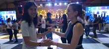 Estilo caleño enamora a turistas extranjeros que visitan el Festival Mundial de Salsa 