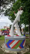 Al ritmo de la clave, turistas disfrutaron de un recorrido por la ciudad, en el marco del Festival Mundial de Salsa