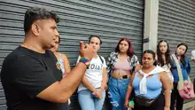 Al ritmo de la clave, turistas disfrutaron de un recorrido por la ciudad, en el marco del Festival Mundial de Salsa
