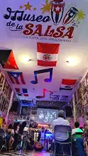 Al ritmo de la clave, turistas disfrutaron de un recorrido por la ciudad, en el marco del Festival Mundial de Salsa