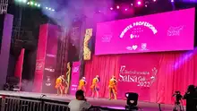 Al ritmo de la clave, turistas disfrutaron de un recorrido por la ciudad, en el marco del Festival Mundial de Salsa