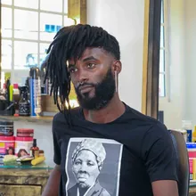 Un mensaje de reivindicación de la historia Afro transmite el artista Robe L Ninho 