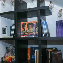 Un mensaje de reivindicación de la historia Afro transmite el artista Robe L Ninho 