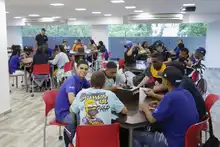 Con ‘Taller de Amasijos’, beneficiarios de ‘Todas y Todos a Estudiar’ se apropian de la gastronomía caleña