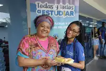 Con ‘Taller de Amasijos’, beneficiarios de ‘Todas y Todos a Estudiar’ se apropian de la gastronomía caleña
