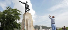 Sebastián de Belalcázar fue puesto en pie con placa de reconocimiento a los pueblos indígenas