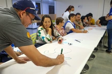 ‘Tejiendo Sueños Contigo’ se toma la Alcaldía de Cali