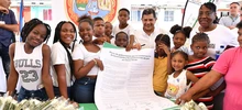 Se develaron los monumentos en honor a los jóvenes asesinados en Llano Verde