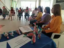 Padres de familia se capacitaron en prácticas para la crianza de sus hijos