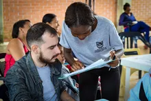 Personas en condición de discapacidad resaltan importancia del nuevo sistema de semaforización inteligente
